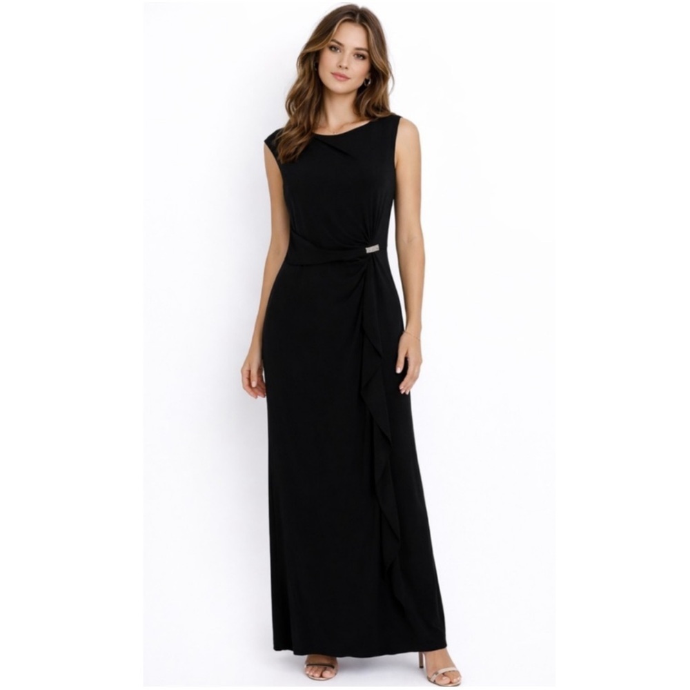[R&M Richards] Classic Black Maxi Dress
